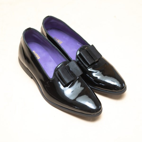 Women's Wholecut Opera Pumps