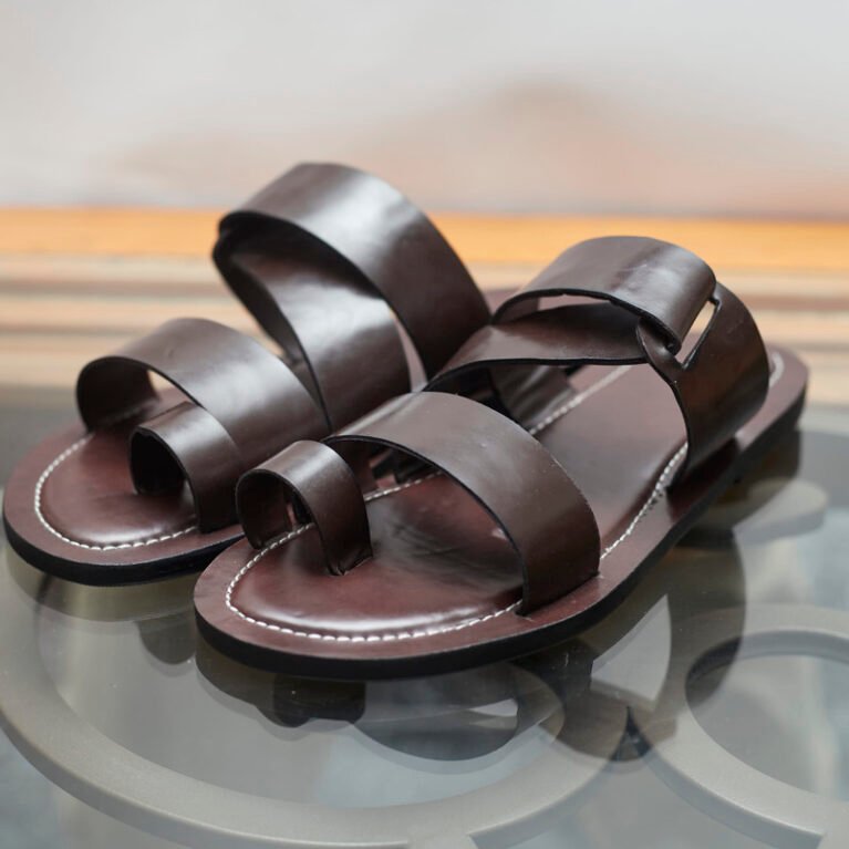 V-Strap Pam Slippers